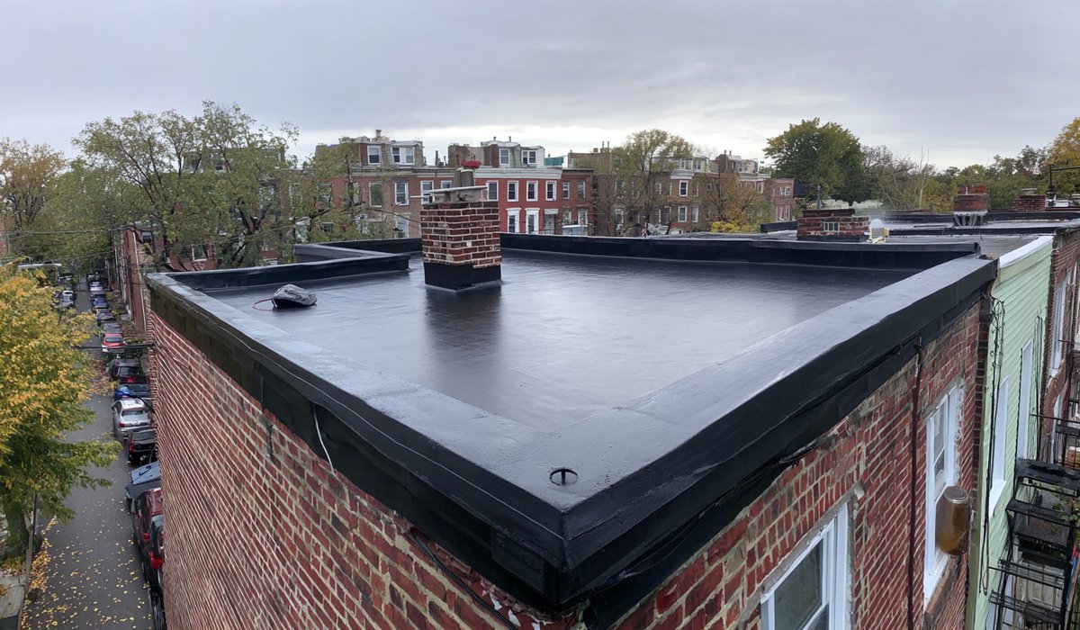 A finished EPDM flat roof in Queens
